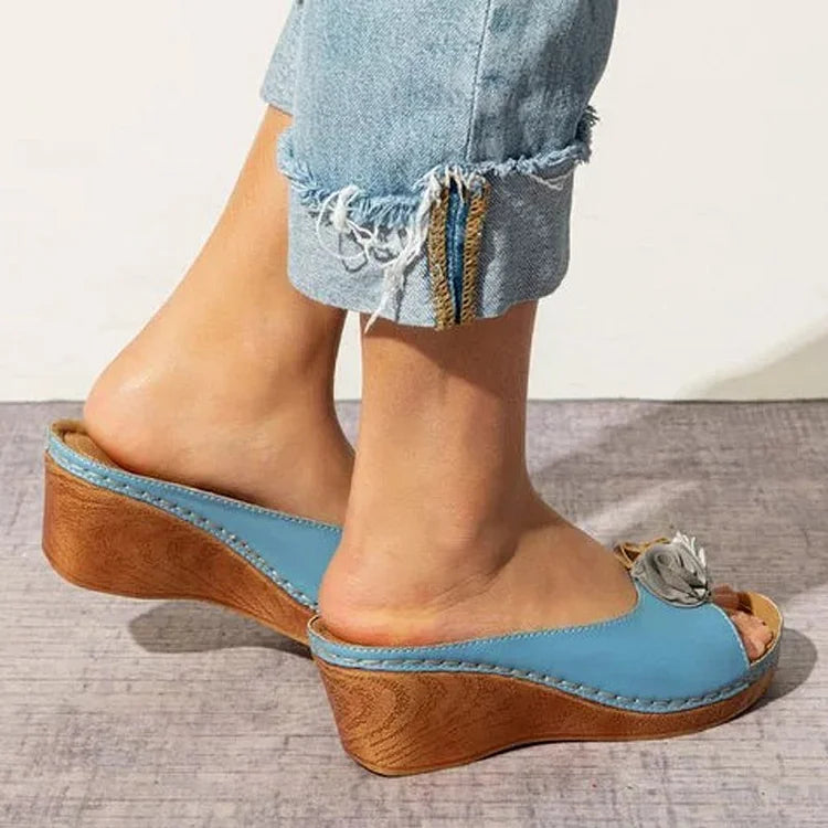 😍Last Day 50% OFF-Womens Comfy Leather Solid Flower Strap Wedge Sandals