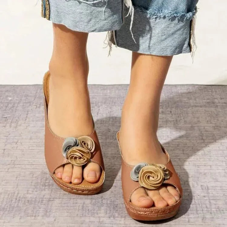 😍Last Day 50% OFF-Womens Comfy Leather Solid Flower Strap Wedge Sandals