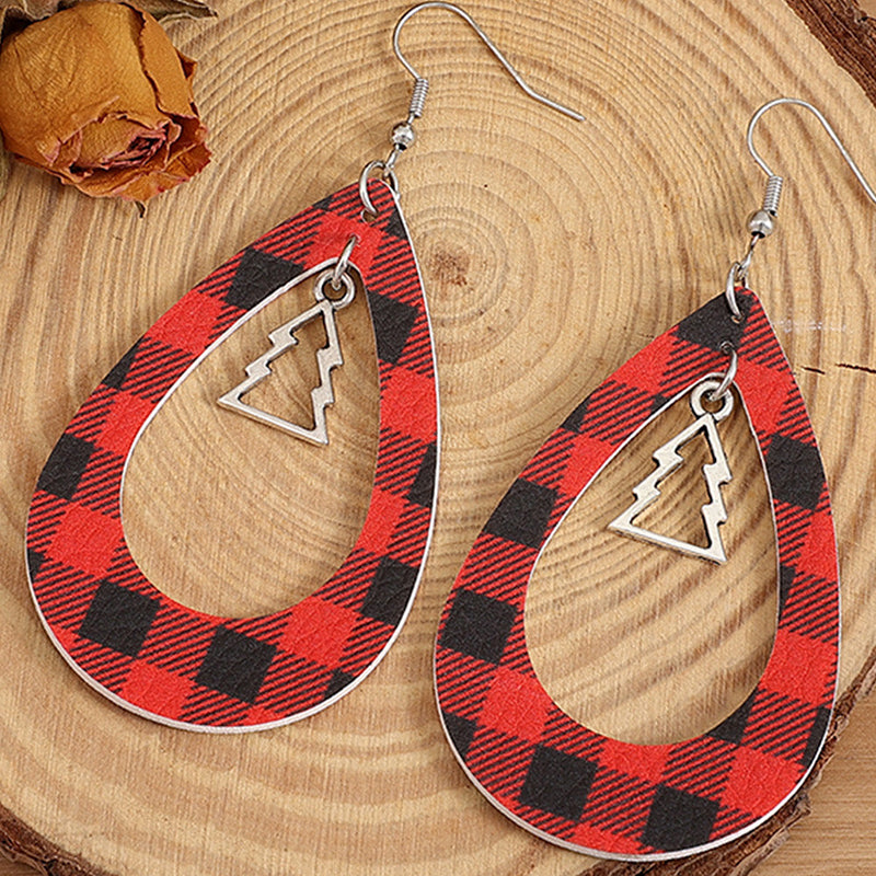 Fashion Cutout Pattern Earrings