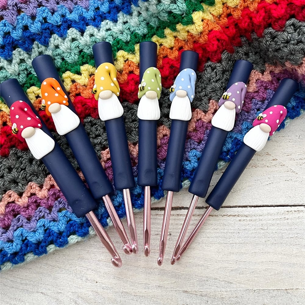 Rainbow gnome crochet hook-Set of 7(SAVE 39%)